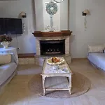 Βίλα πετραμέλι Καρπενήσι