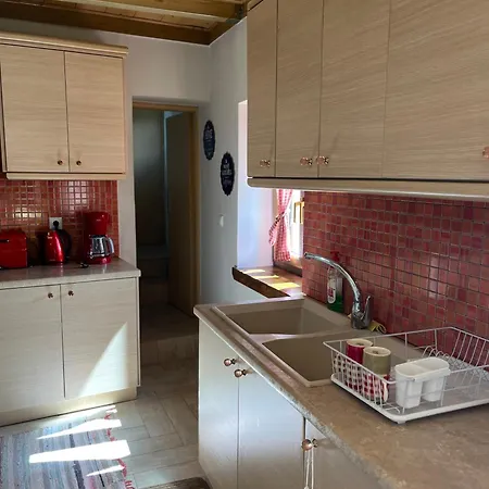 Βίλα πετραμέλι *