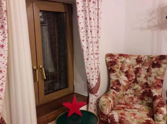 וילה Petrameli קרפניסיון